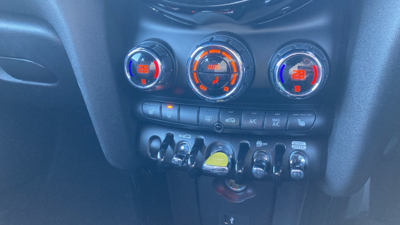 MINI Hatchback 135kW Cooper S Level 2 33kWh 3dr Auto Electric Hatchback